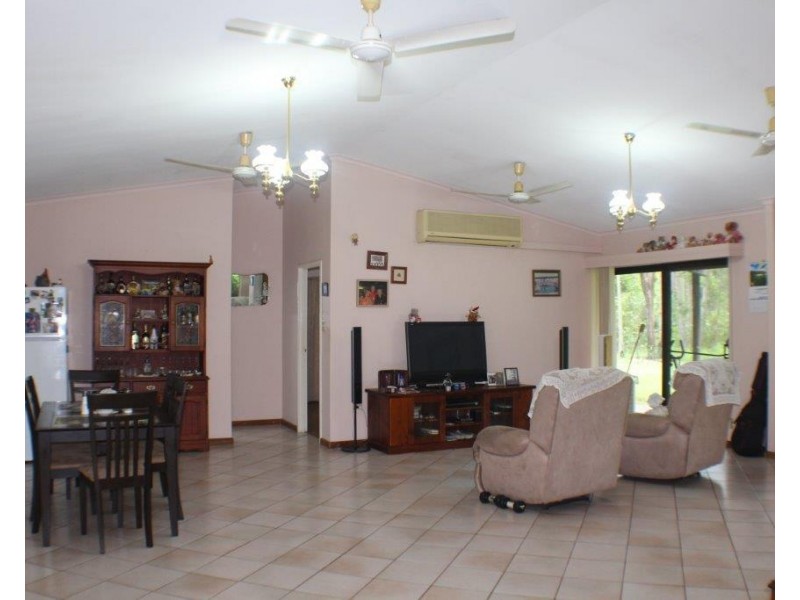 65 Corella Avenue, Howard Springs NT 0835