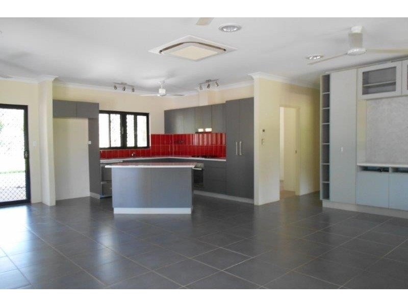 130 Corella Avenue, Howard Springs NT 0835