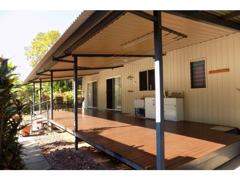 33 Hatt Street, Adelaide River NT 0846
