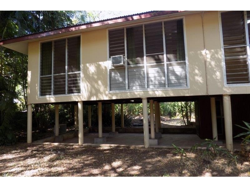 8 Naranga Street, Batchelor NT 0845