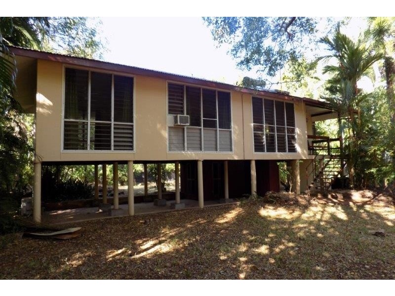 8 Naranga Street, Batchelor NT 0845