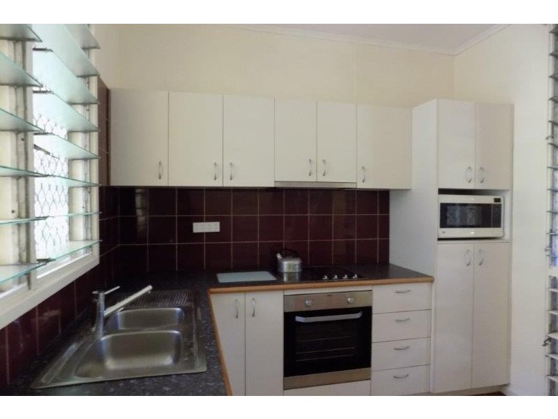 8 Naranga Street, Batchelor NT 0845