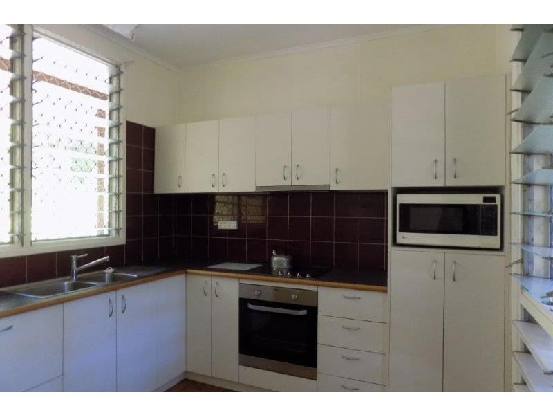 8 Naranga Street, Batchelor NT 0845