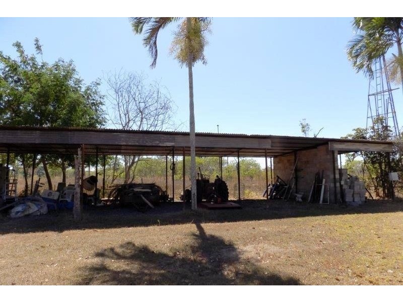 Acacia Hills NT 0822