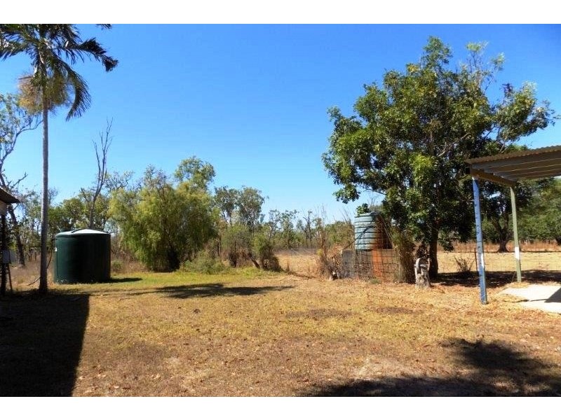Acacia Hills NT 0822