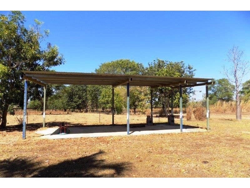 Acacia Hills NT 0822