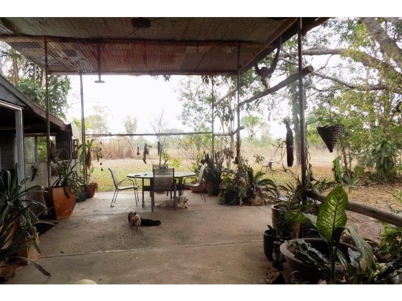 Acacia Hills NT 0822