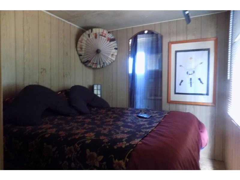 Acacia Hills NT 0822