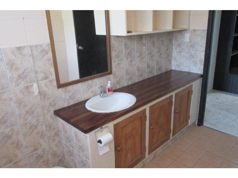 195 Livingstone Road, Livingstone NT 0822