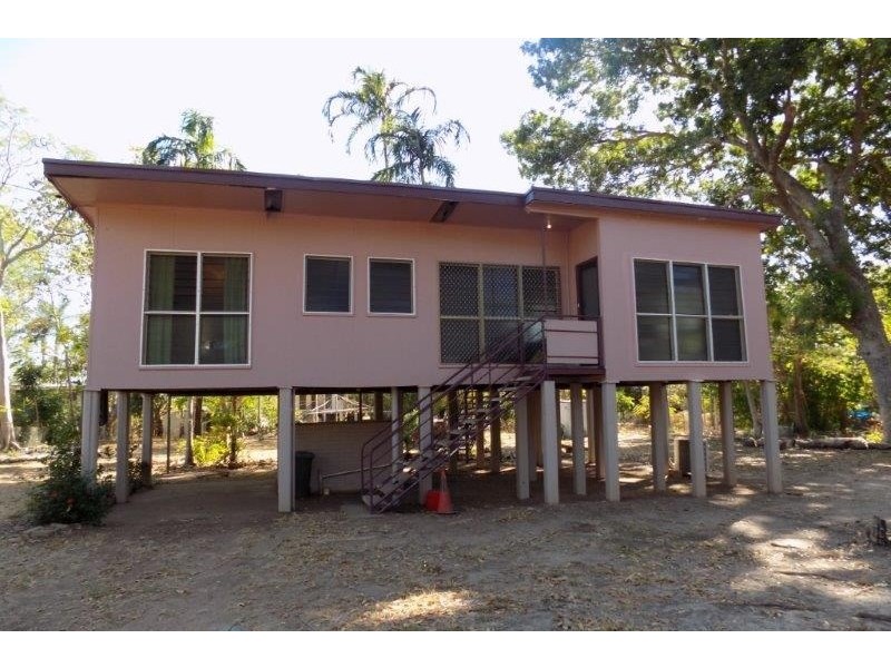 21 Mardango Street, Batchelor NT 0845