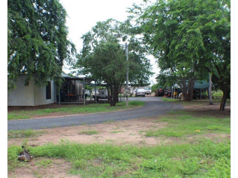 1055 Livingstone Road, Berry Springs NT 0838