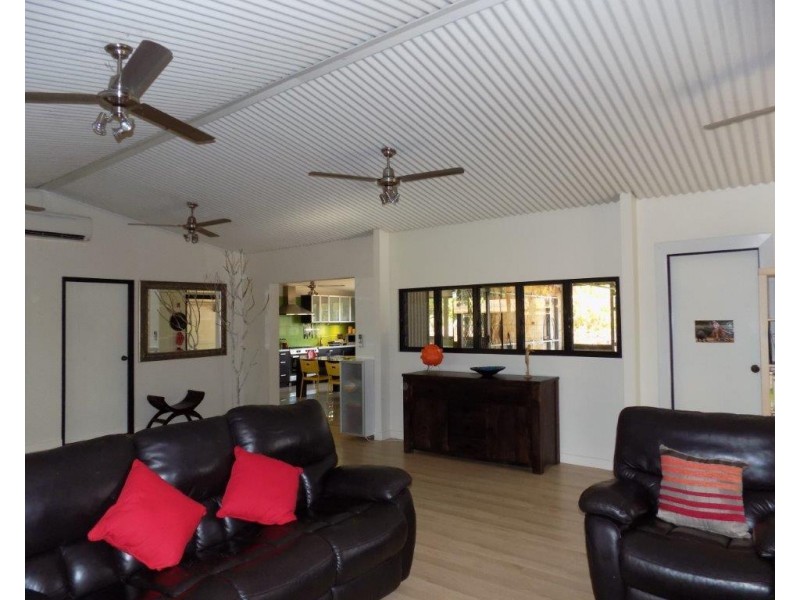 1055 Livingstone Road, Berry Springs NT 0838