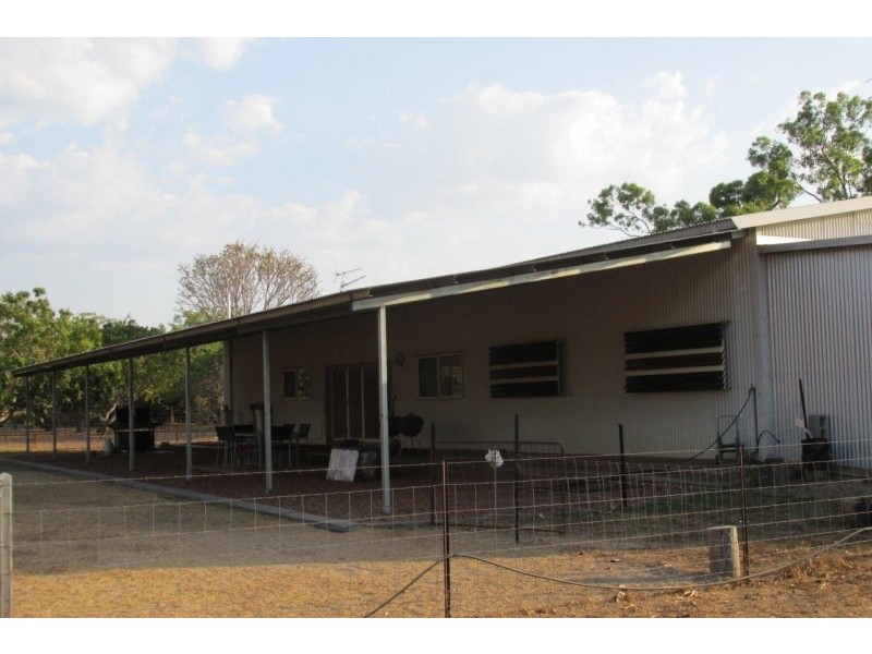 210 Colton Road, Acacia Hills NT 0822