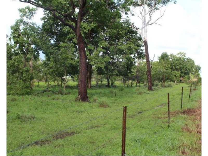 14 Whitstone Road, Acacia Hills NT 0822