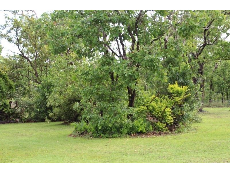 Acacia Hills NT 0822