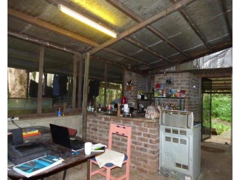 Livingstone NT 0822