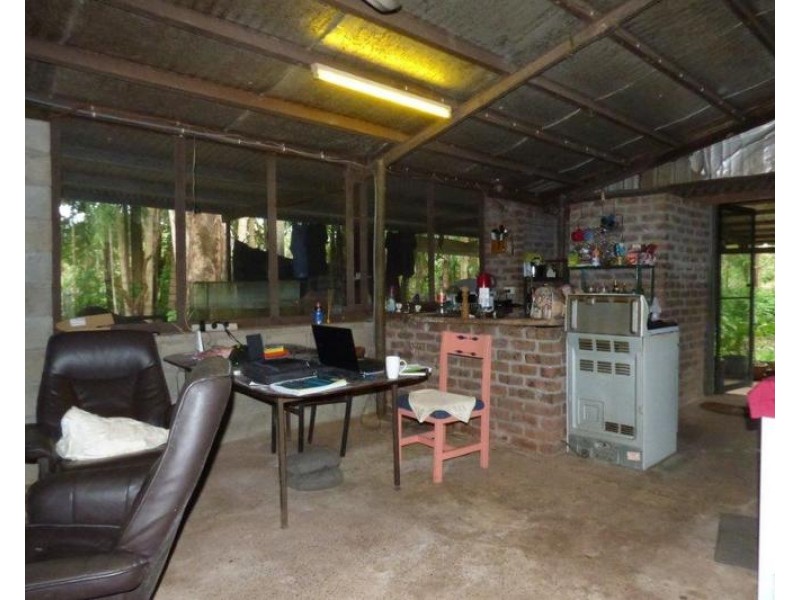 Livingstone NT 0822