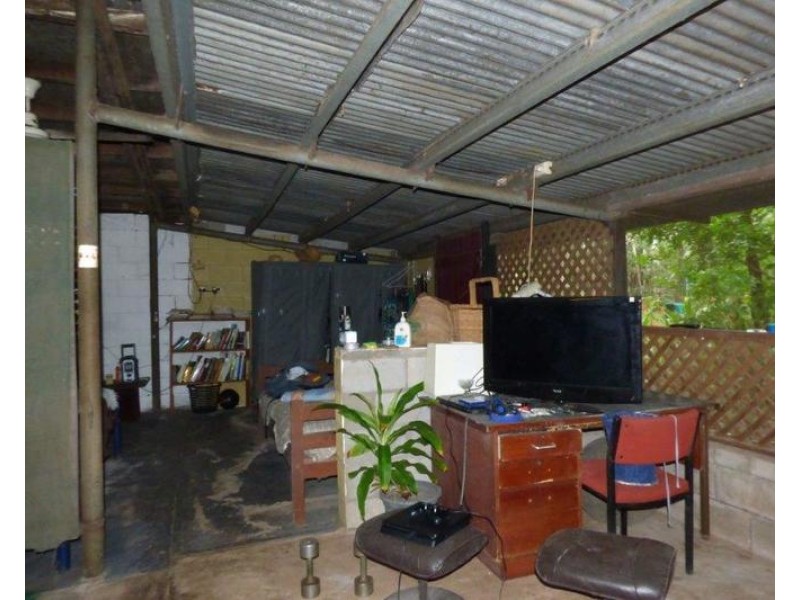 Livingstone NT 0822
