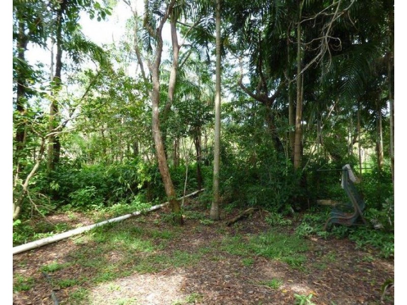 Livingstone NT 0822