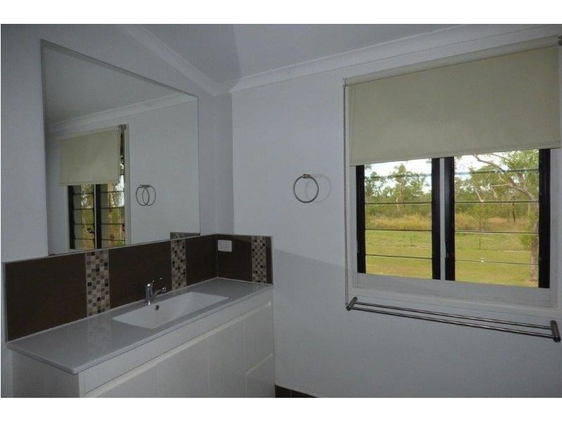 222 Eeee Road, Livingstone NT 0822