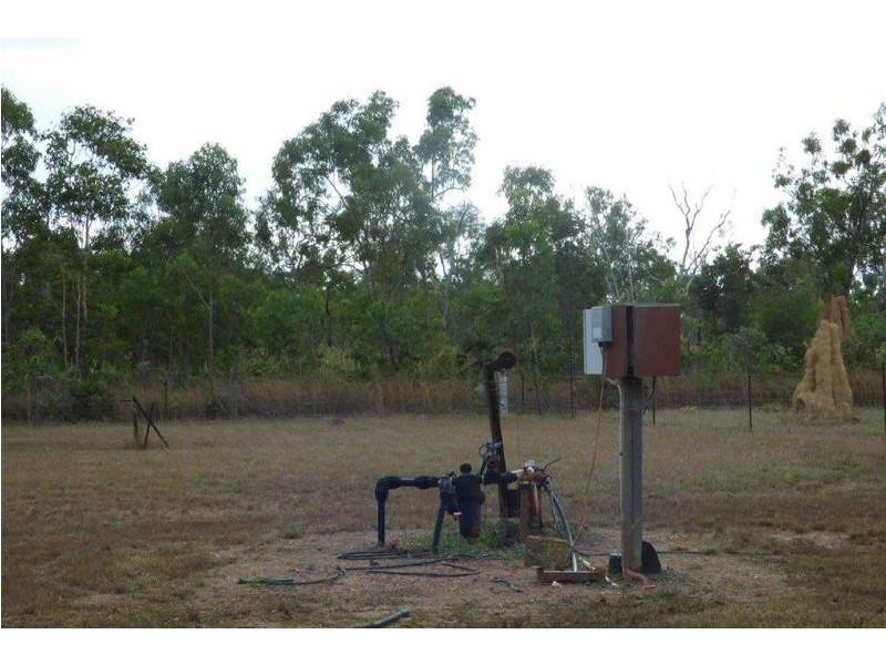 222 Eeee Road, Livingstone NT 0822