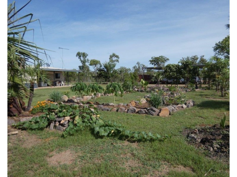 690 Cheeney Road, Batchelor NT 0845
