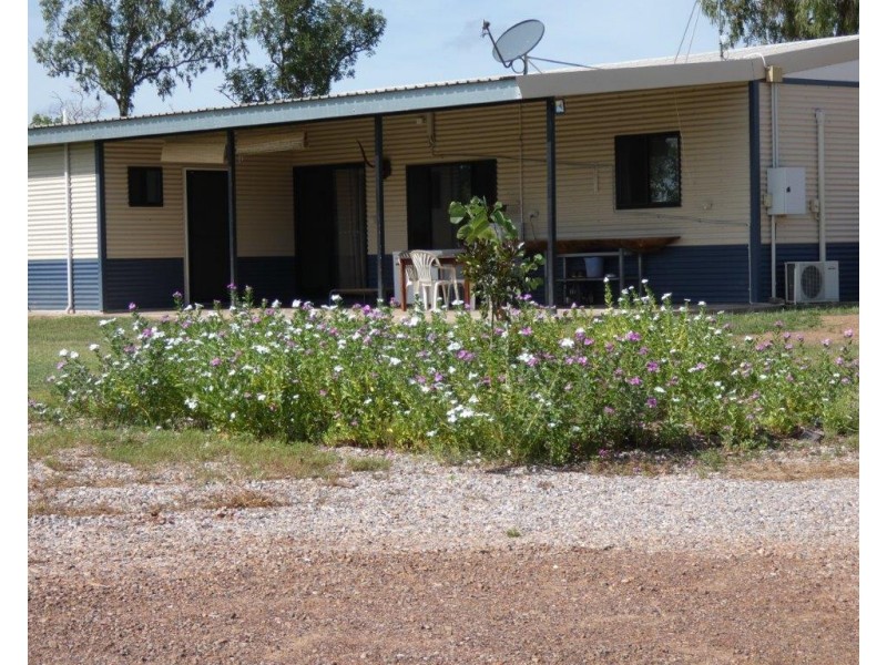 690 Cheeney Road, Batchelor NT 0845