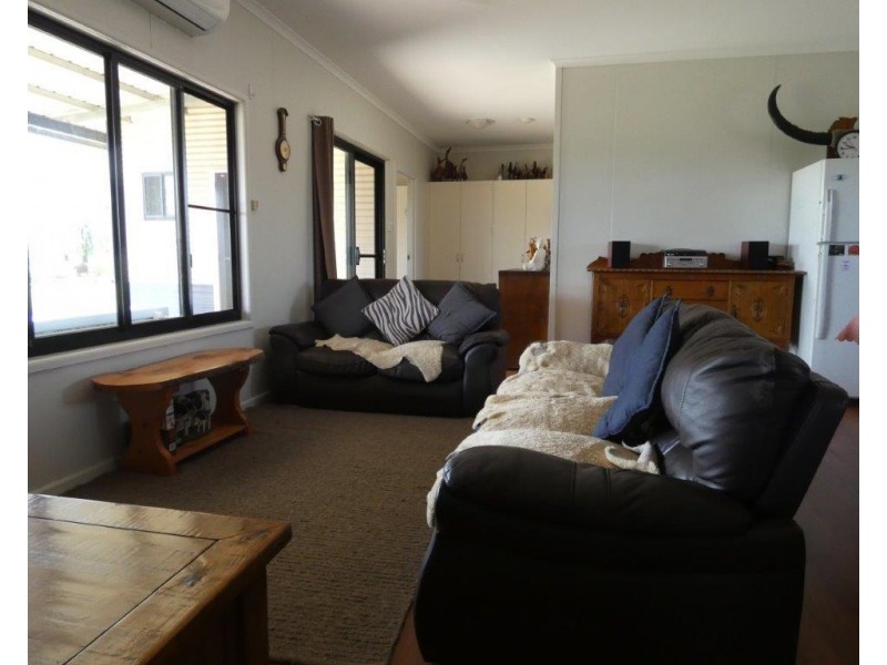 690 Cheeney Road, Batchelor NT 0845