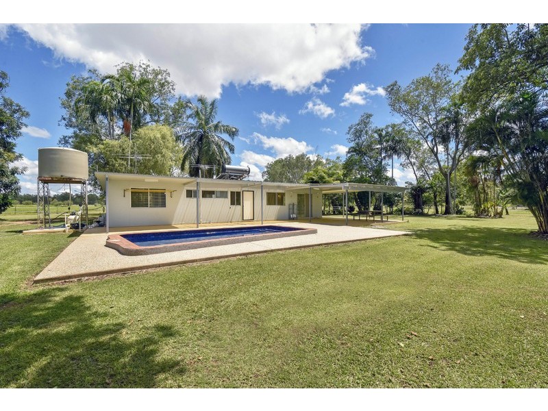 390 Reedbeds Road, Tumbling Waters NT 0837