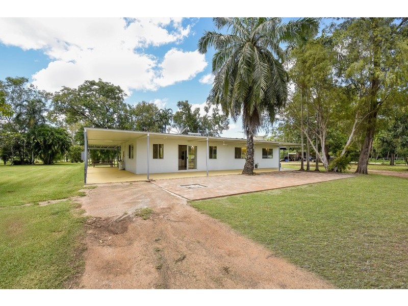 390 Reedbeds Road, Tumbling Waters NT 0837
