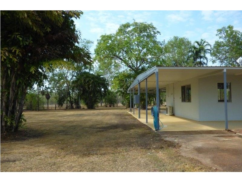 390 Reedbeds Road, Tumbling Waters NT 0837