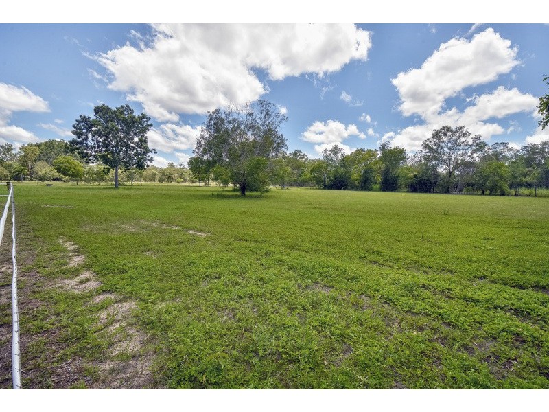390 Reedbeds Road, Tumbling Waters NT 0837
