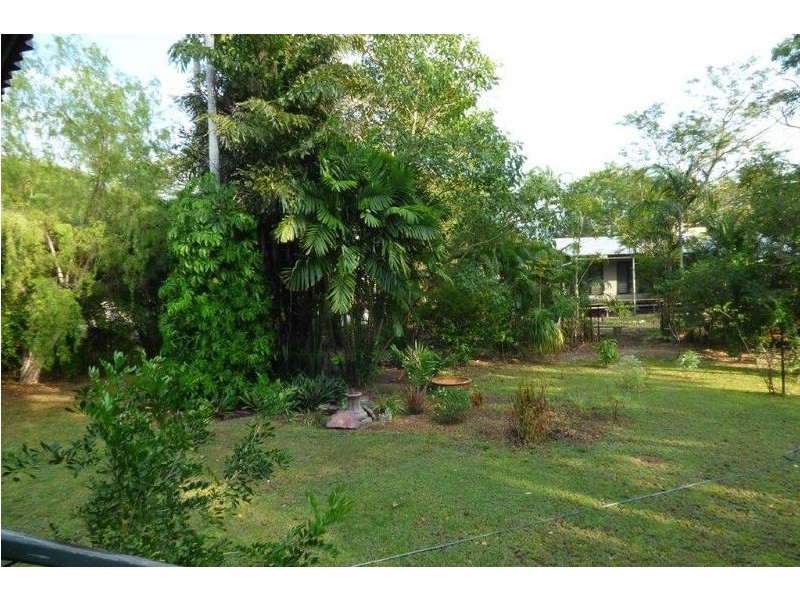 17 Memorial Drive, Adelaide River NT 0846