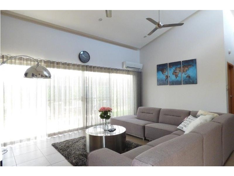 18 Hannan Street, Muirhead NT 0810