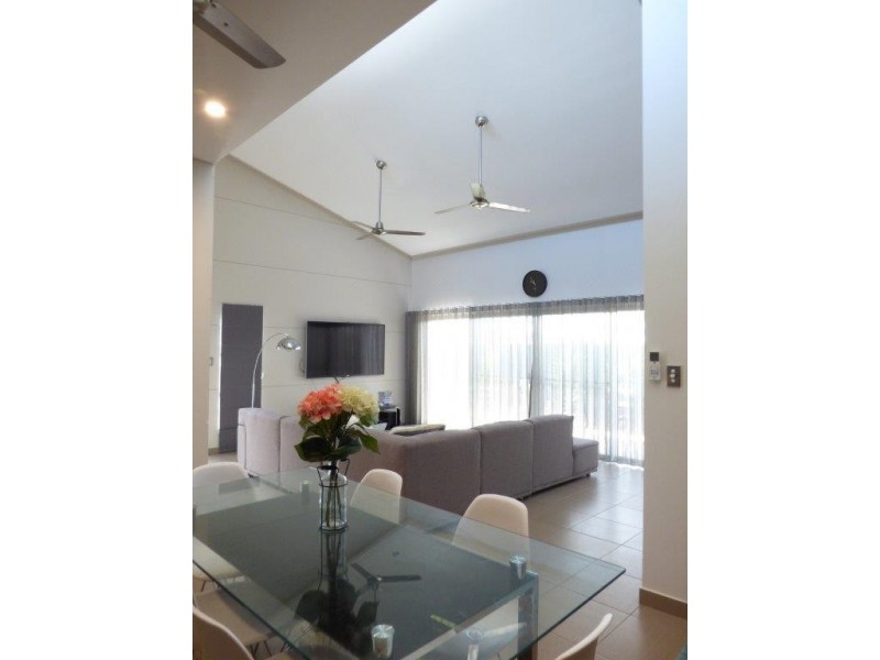 18 Hannan Street, Muirhead NT 0810