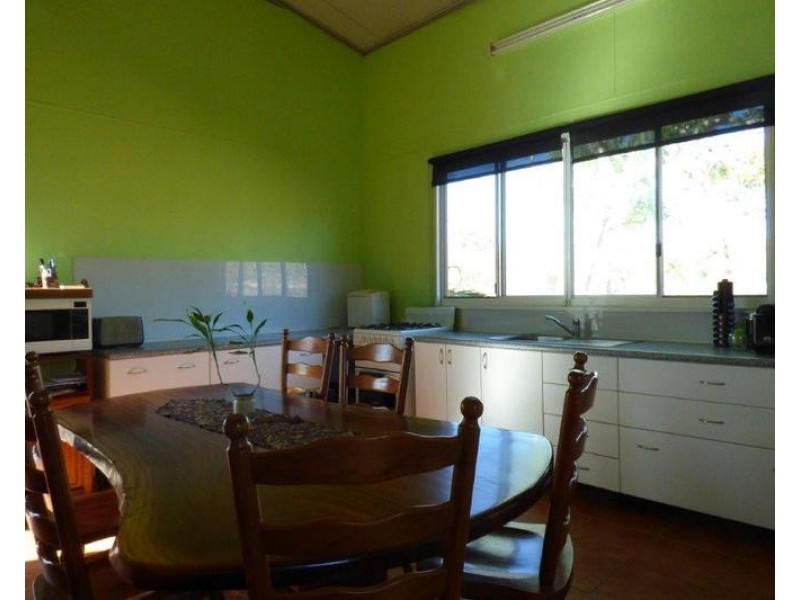 203 Dorat Road, Adelaide River NT 0846