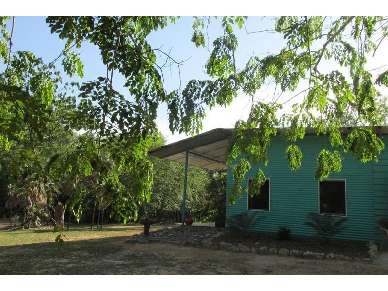 43 Trenow Road, Tumbling Waters NT 0837