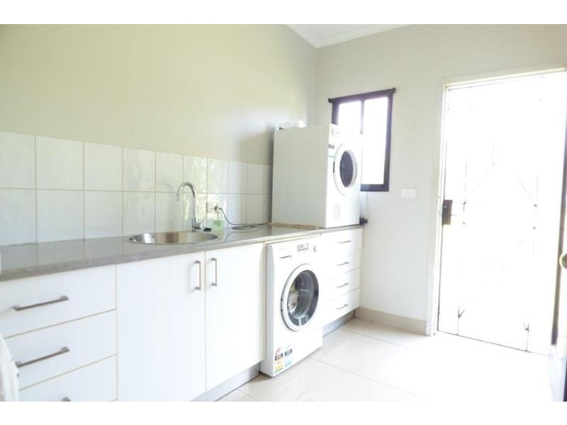 415 Livingstone Road, Berry Springs NT 0838