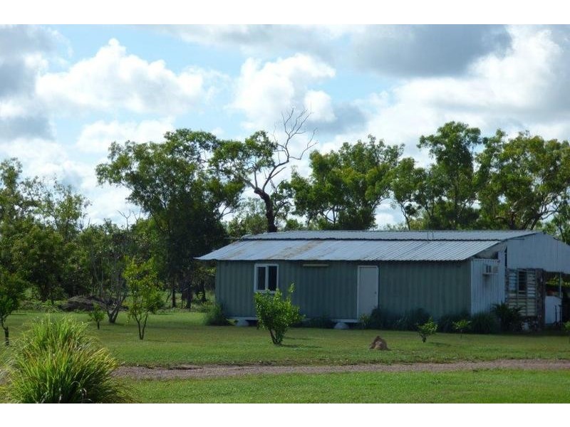 415 Livingstone Road, Berry Springs NT 0838