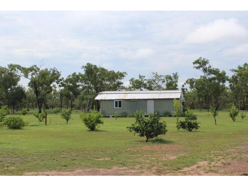 415 Livingstone Road, Berry Springs NT 0838