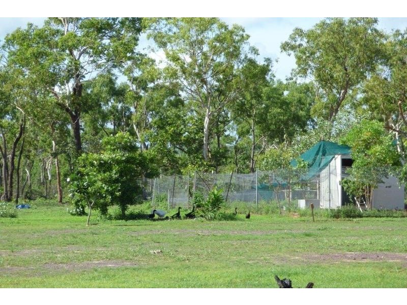 415 Livingstone Road, Berry Springs NT 0838