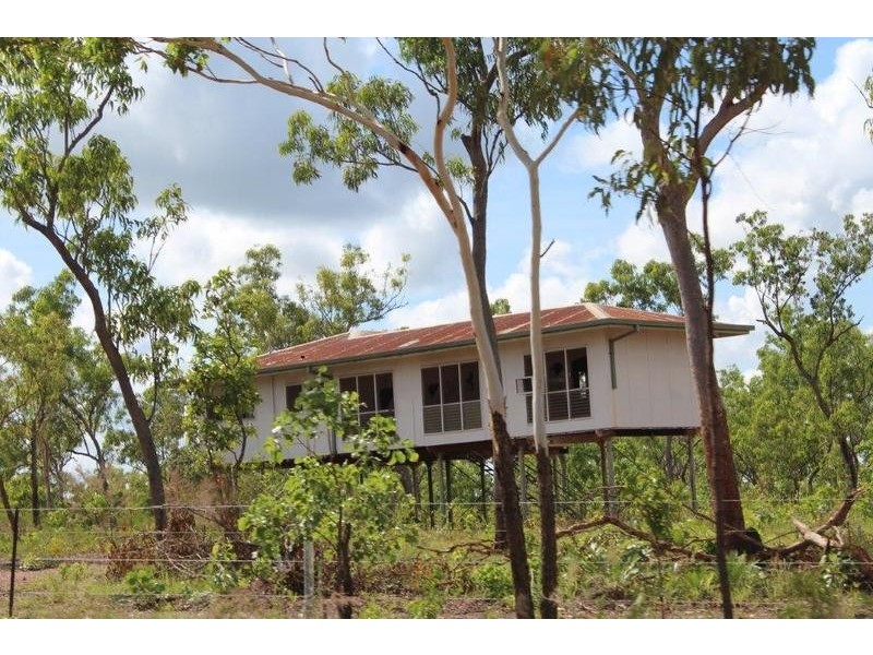 415 Livingstone Road, Berry Springs NT 0838