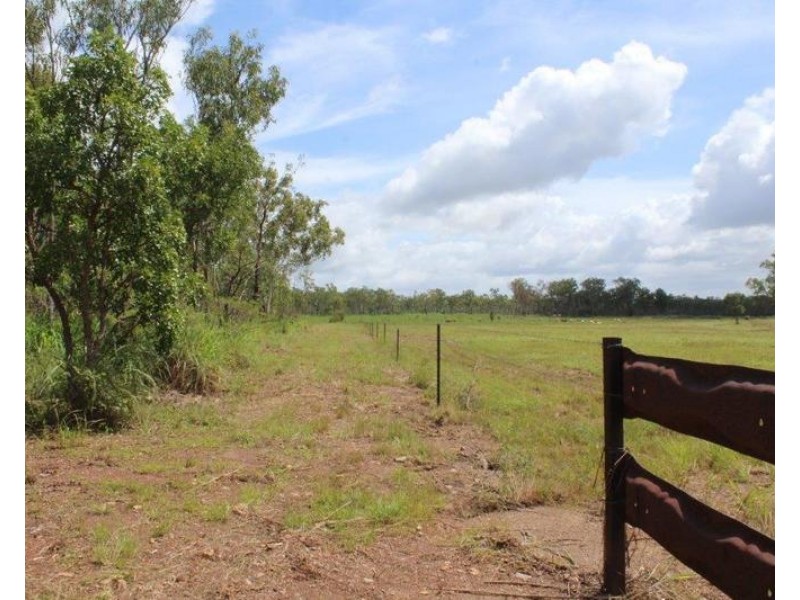 425 Miles Road, Batchelor NT 0845
