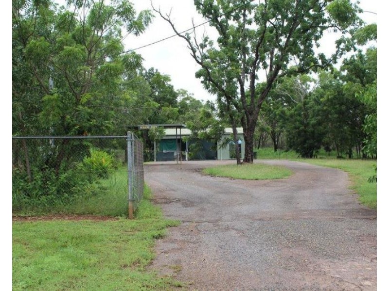 9 Woolley Court, Batchelor NT 0845