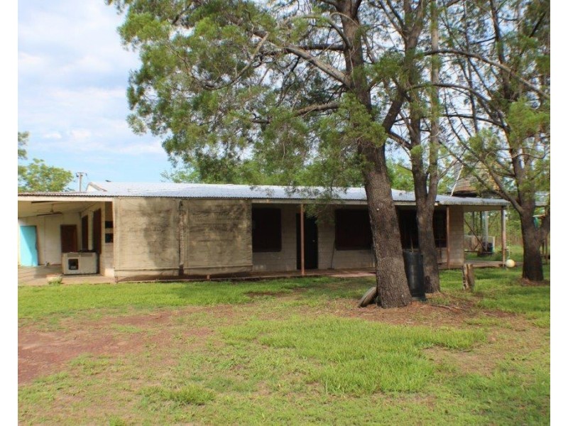 75 Produce Road, Humpty Doo NT 0836
