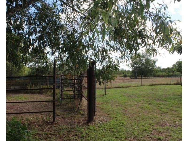 98 Stephen Road, Marrakai NT 0822