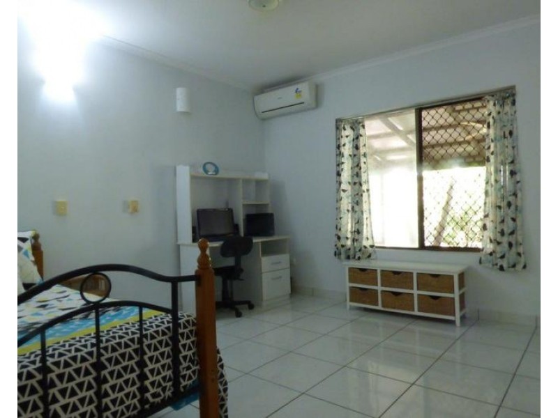 100 Eugene Road, Virginia NT 0834