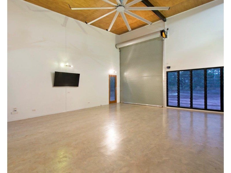 Acacia Hills NT 0822