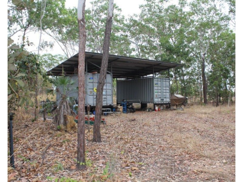 Acacia Hills NT 0822