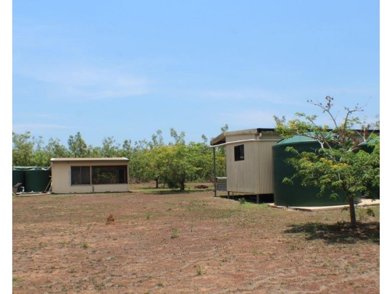 Dundee Beach NT 0840